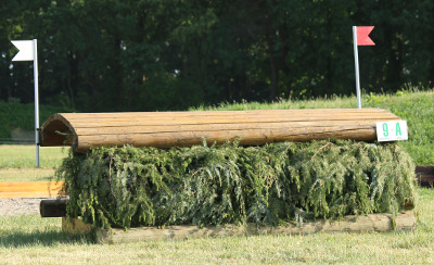 sgwhindernissen tafel met rond blad groen gevuld